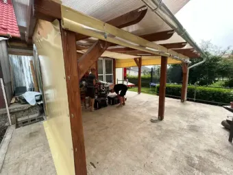 4. galéria kép Ponyva Dr